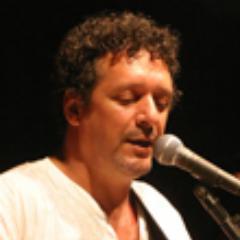 Sócio-diretor na Loope Editora, Rio de Janeiro. Impressão Sob Demanda e Desenvolvimento de livros digitais (eBooks). Designer gráficos e editoração eletrônica.