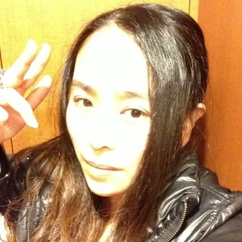 一応 現代人です★  ZEXSZ [ゼクズ]  
一応 ミュージシャンです★ ZEXSZ
お笑い系な方向にどうしても行ってしまう。。
https://t.co/cLu9X2gT6v  https://t.co/YOWxcqRvvG