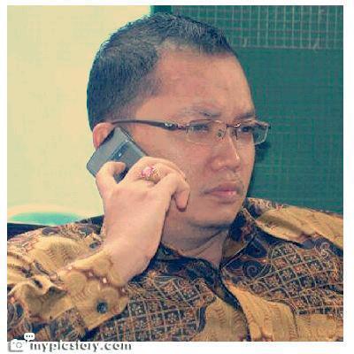 CEO Kusuma Jaya Perkasa Group. Specialist kitchen n bakery equipment, waterfilter,trainer foodsafety, hotel n restoran supplies.