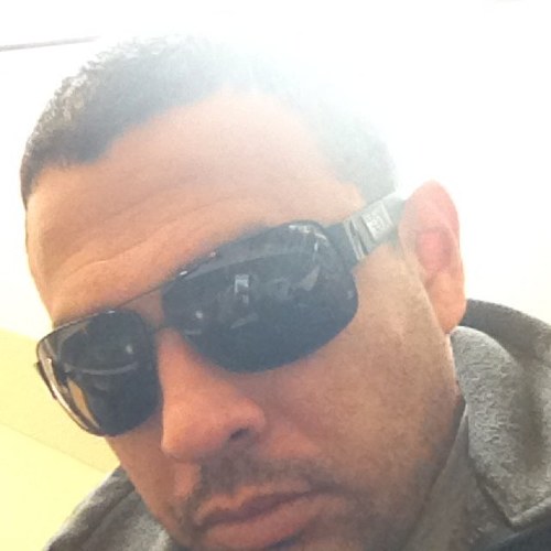 FloresDan7's profile picture. 