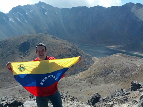 Apasionado por la cocina, los deportes y la tecnología, ciudadano del mundo!