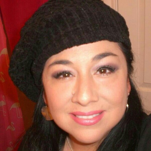 Married, 2 kids, love art, pictures, scrapbooking, movies and music