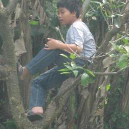 Leonardmarsel2's profile picture. MAY WE POOR MATERIALS ...
BUT NOT POOR SELF-ESTEEM ...........