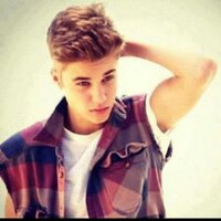 chloé bieber (@cloclobieber12) 's Twitter Profile