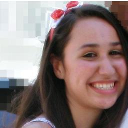 sou a Leila,carioca 16 anos,sou feliz. Amo: Familia, Amigos e meu Amr. Quero Ser feliz ao Máximo, tenho Deus em Minha Vida então to Ótima.. E Vivo Lá Vida ! :D