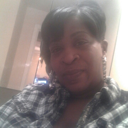 love those that love u and pray for those that dont