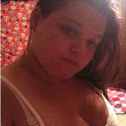 sweet, funny cute,tatted up tounge peierced,wanna kno more hmu:)