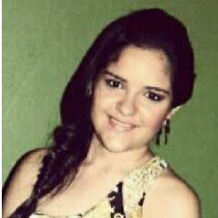 ' Amanda Baima... Estudante de Odontologia , 19 anos , Capricorniana , Flamenguista,  Apaixonada por Sertanejo  *--*