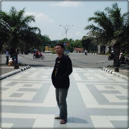 kempluetux's profile picture. Owner #duskertasdotcom