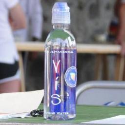 El poder de la naturaleza para sanar. Vis es agua de manantial embotellada de origen, producto 100% mexicano y de la más alta calidad.