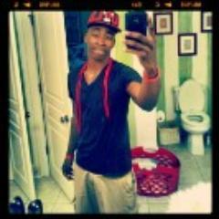 I ball for a living! 
Lagrange College QB Soph.
Tatted stupid Tatted
Football is my dream 
Ball is my hobby/occupation