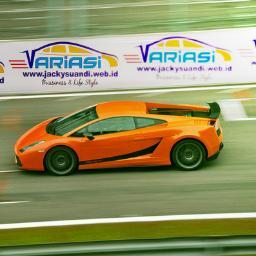 specialist kaca film mobil dan gedung.tersedia juga accessoris mobil