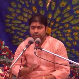 Nidhikant Gopal Ji Maharaj Is a Famous Katha-Vachak