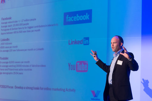 dutchmetal's profile picture. Digital Marketing Manager at @LambWeston | International Online Marketing | Travelling | Heavy Industry | Photography