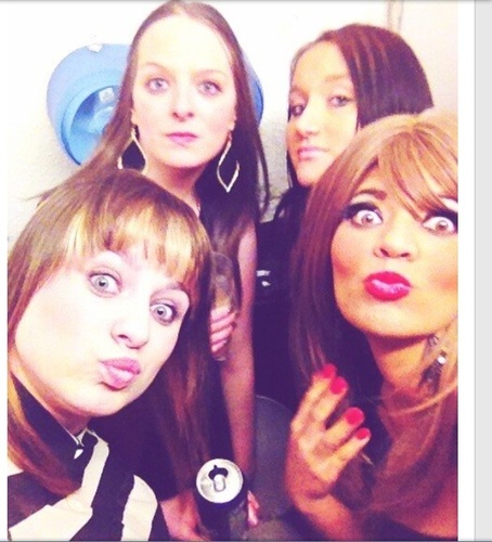 HodgkinsNatasha's profile picture. One life we got live it to the full
I am from now on ;-)