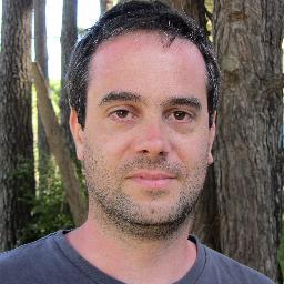 Frontend developer. Research Professor at UNA, Artes Multimediales, Buenos Aires, Argentina.