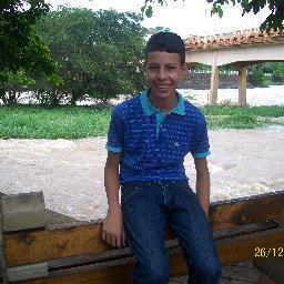 WebDesigner, Escritor, adorador apaixonado pelo Senhor Jesus Cristo e Cristão Não-Denominacional. Amo a Vida!!!!!