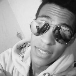 My name is ERICK;)
