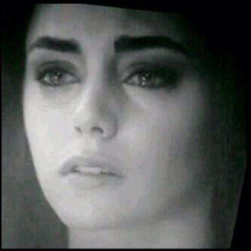 انا فتاة اتميز ببَ الهياط الشديد ') مع خليط ﻣﻥ الفلة : اتقن الفلسفهہ و التسليك الزايد و احب الطقطقهہَ جدا وكثثير من يعشقني :$