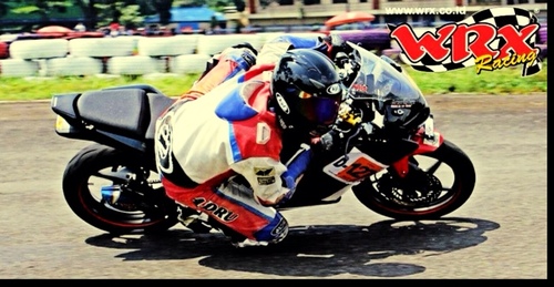 fellixhandoko's profile picture. @rebyoctavia's.