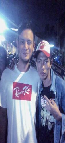 Hasutlah aku mimpi taburkan jua
pelangiIndah warna pesona terlukis dilangit
biru Malam cerah ocahan bintang berkelip
pendarkan cahayaTerang redup
dia merayu