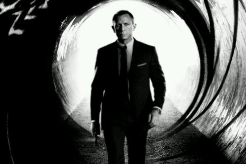 I'm ££¤¥|}. Most people call me 007 because I like it so much. Approximately maybe the best 007 fan ever. Love my bronios in my new school-Alma Mater!!!