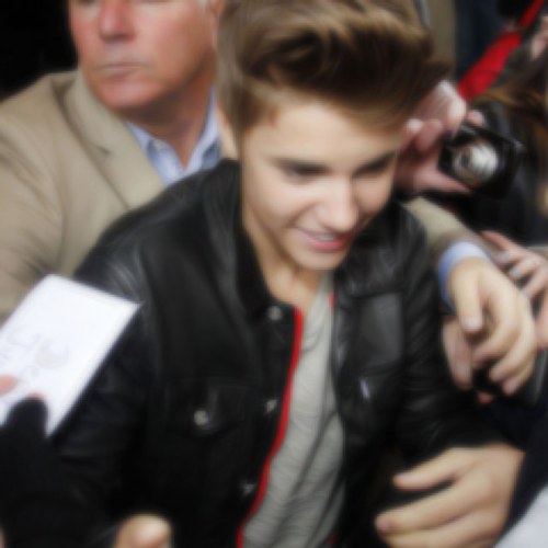 i will cath if you fall @justinbieber