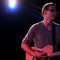 TomMakesRecords's profile picture. Recording engineer, gear head, sports fan, pipe enthusiast and a passionate coney-dog-eater.