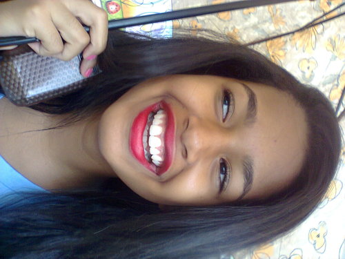 MirellaBarbosa3's profile picture. [...] I love music, I love beach. I am passionate about all kinds of series. I don't like people immature. I love my friends. I think that's it..