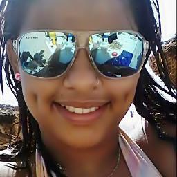 Jessica Tamirys Melo Santos , 23 anos , Casada , Mãe , Operadora de Caixa , natural de Aracaju (SE).