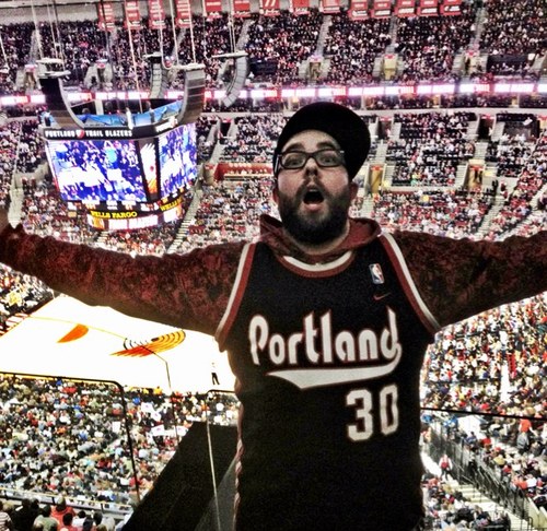 Fan of the Portland Trailblazers, Seattle Seahawks, Washington Huskies, Seattle Sounders, Seattle Mariners, Vancouver Canucks, and most things NW related.