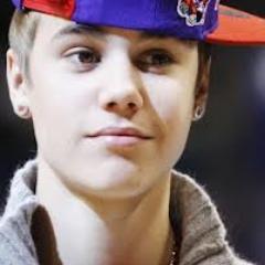 Apenas mais 2 Smilers, Lovatics, Directioners e Beliebers entre Milhões
