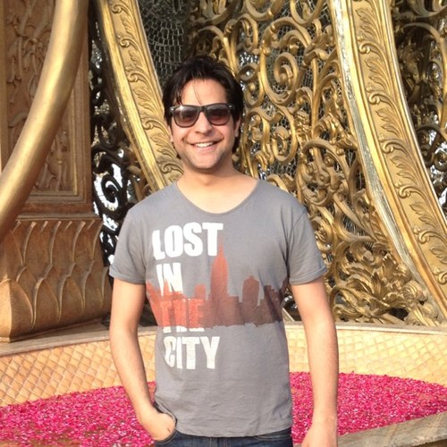 vikk_vasu's profile picture. 