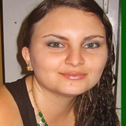 DeboraDilly's profile picture. Eu alguém q sonha em chega cada vez mais longe...