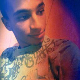 Amante da música negra. Casado com o rap.
http://t.co/fnMBKIlvdy
http://t.co/fOJB89nnt3
http://t.co/EU1PKs8aOZ