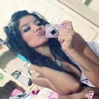 Soy Modelo,Soy una nena descomplicada! linda,Cool ,Sociable . A veces me pierdo pero siempre llego,si me sigues no respondo ,observadora de atardeceres.!