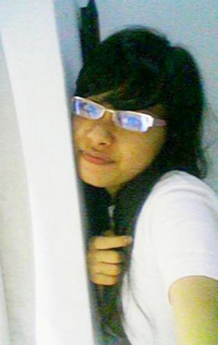 pfpqpattie's profile picture. • in relatonship with happy dwi040411 •