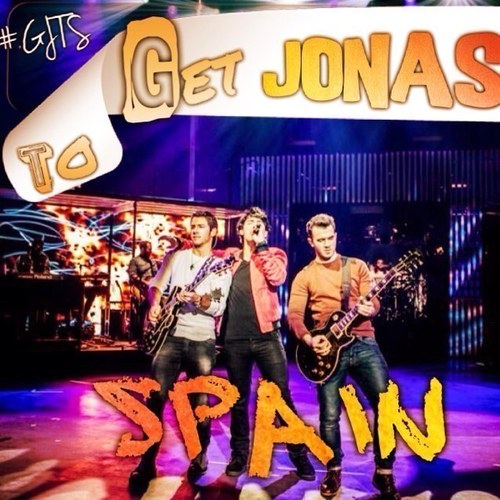 ¿Quieres a los Jonas Brothers en España? entra aquí http://t.co/5FdKxlM3 y descubre como puedes ayudar #GetJonasToSpain :)