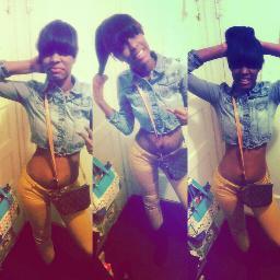 . Going Around Listeing To What The NEXT Nigga Say ' PUT A Dikc In Yaa EAR ! Fu kc Whatchaa Heard BXTCH ! ( Get Wuth Me Or Get Lost )  Nae Mfnn Gotti #8OO