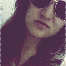 esporpiana, 17 aninhos, decidida, verdadeira, divertida, carinhosa, teimosa & APAIXONADA ♥. ;D