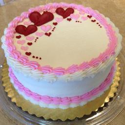 Located in North Beach, MD Sweet Sue's specializes in wedding cakes, birthday cakes and more! We serve freshly baked cookies, muffins, eclairs!