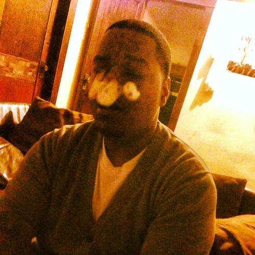 Chubbie E #Packernation #Teamiphone #smokedatbitch I Keeps it 2 Hunnid enough fa me & U #Straightup