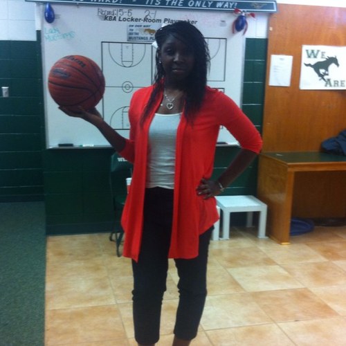 GuessWho_CeCe22's profile picture. #Team Darkskin #Team Baller #Team Oh U Must Be Mad #Team WjH #Team Iphone #Team Christan #Team Bad Chick