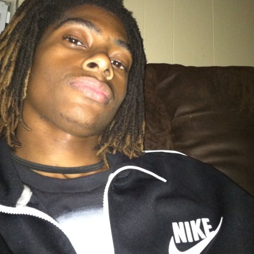 Love playing basketball, chilling, and tripping out 
Dread head