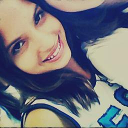 Sou meiga, lindàá, pequena curto funk, adoro as pessoas ^^ e gosto de fazer novas amizades me seguem que eu sigo de volta !!!