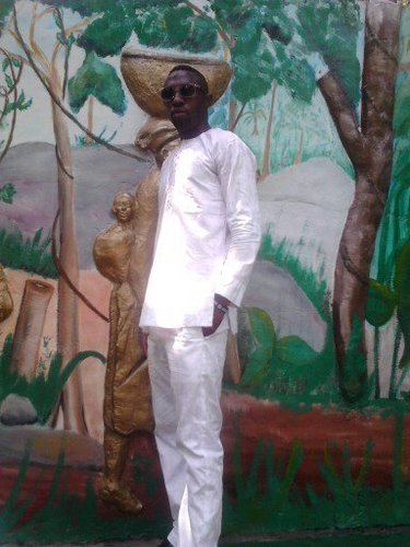 Ollyjay30's profile picture. Cool and tall