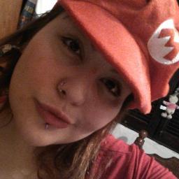 YOUTUBE GAMER.