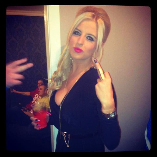 1D_2013's profile picture. 