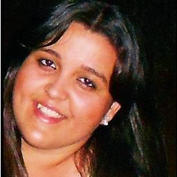 Eu gosto que me odeiem e que me invejem,
porque ninguem odeia o fraco, nem inveja o feio!