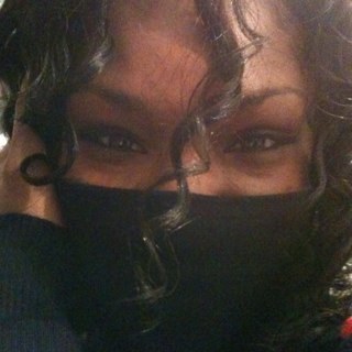 ...LiveFromPlanEt Somwhere... Shes kinda DoPegiRlFresh!... shrugs just C emAych!